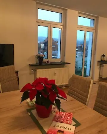 Wohnen Im Exklusiven Dichterviertel 112 Qm アパート *