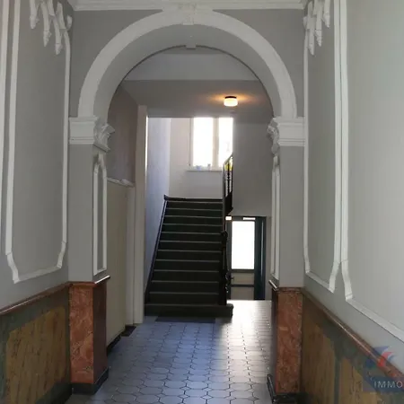 アパート Wohnen Im Exklusiven Dichterviertel 112 Qm