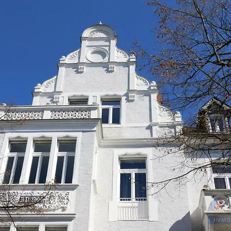 Wohnen Im Exklusiven Dichterviertel 112 Qm * バートナウハイム